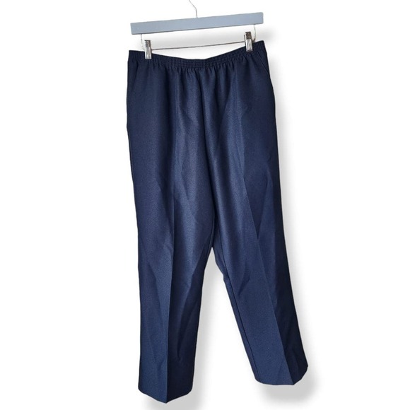 NWT Alfred Dunner Petite Pleated Pull On Pants Trousers Size 10P Black - Picture 1 of 6